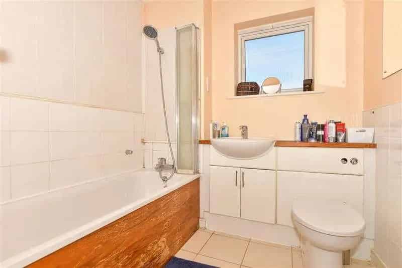 3 Bed House for Sale Waterstone Park Detached House