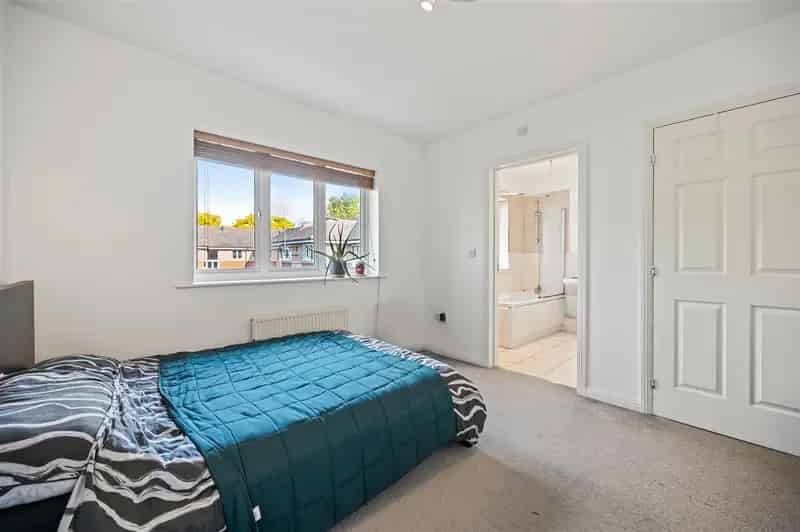 5 Bedroom Semi Detached House to Rent Acton W3