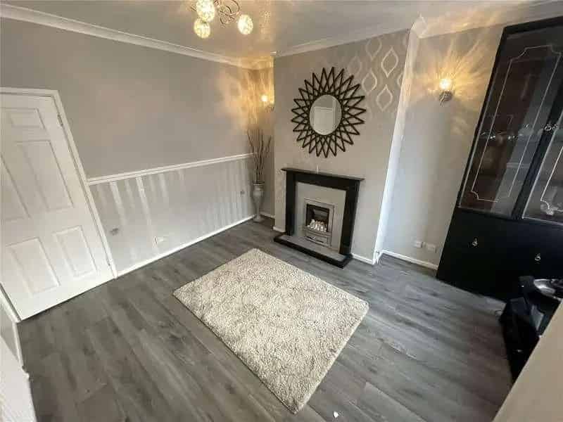 3 Bed House for Sale Full Fibre Broadband Mains Connected
