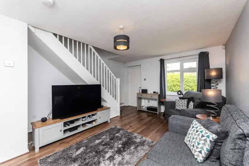 2 Bedroom Semi-Detached House For Sale Pontefract