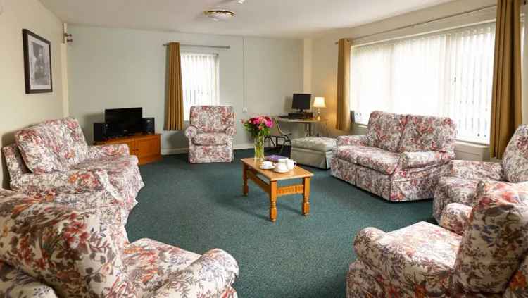 Larchfield Care Home: Trusted Elderly Care in Leeds