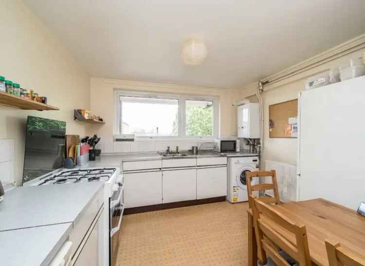 House For Sale in Bartholomew Close, London, England