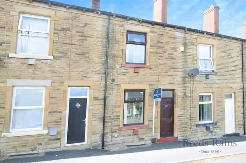 2 Bedroom Mid Terrace House to Rent Robin Hood WF3