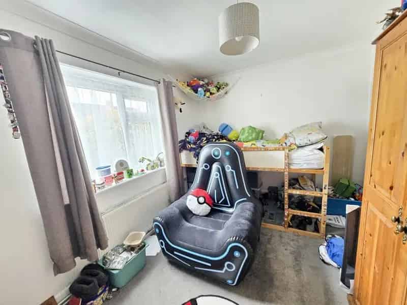 3 Bedroom Bungalow For Sale