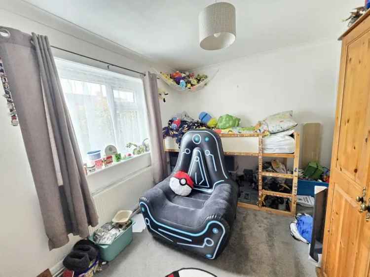 3 Bedroom Bungalow For Sale
