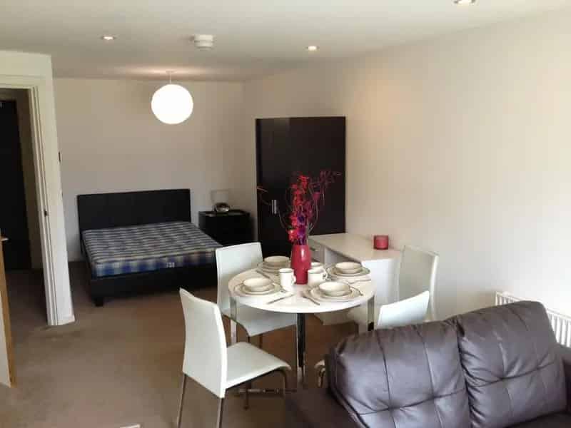 Studio to Rent