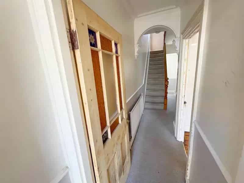 5 Bedroom Terraced House for Sale Totterdown No Chain