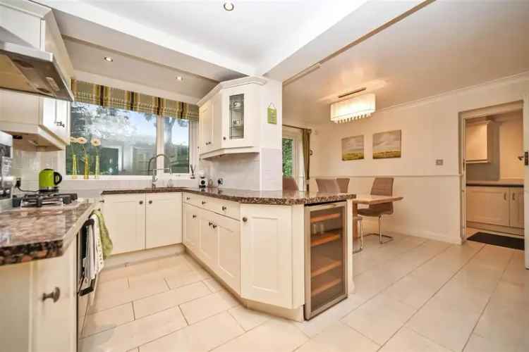 4 bedroom semi-detached house for sale