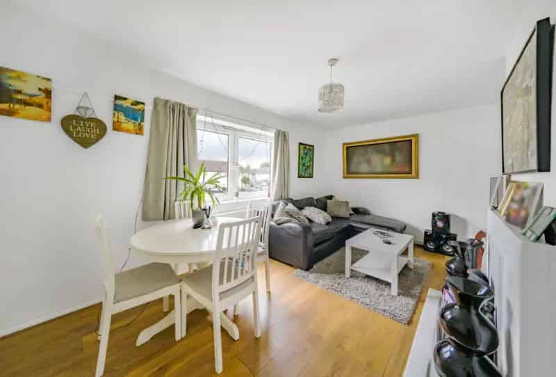 2 Bedroom Flat for Sale near Edgware Road