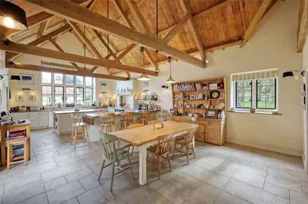 Eco-Friendly Family Home in Bawdsey with River Views