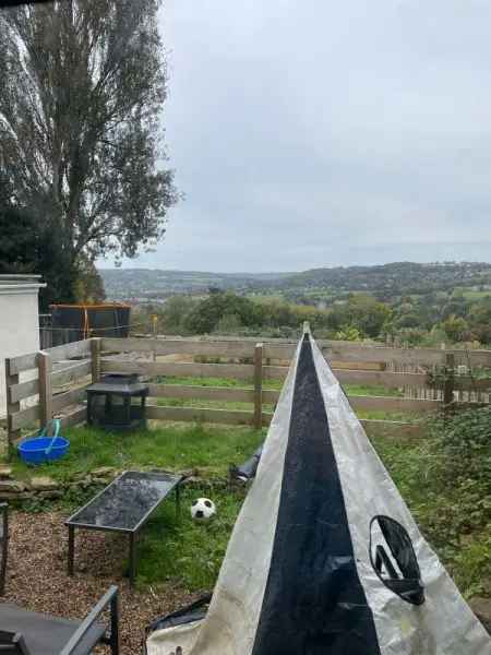  For Rent in Cheddar, England