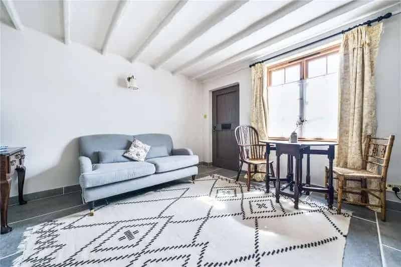 2 Bed House for Sale - Charming Renovated Cottage with Loft Conversion