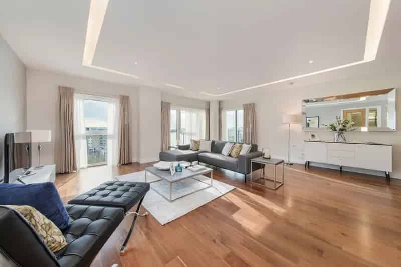 3 Bedroom Flat for Sale in Battersea Reach