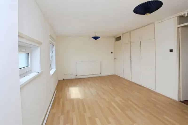 1 bedroom studio
