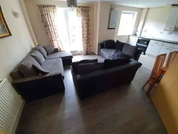 Flat For Rent in London, England