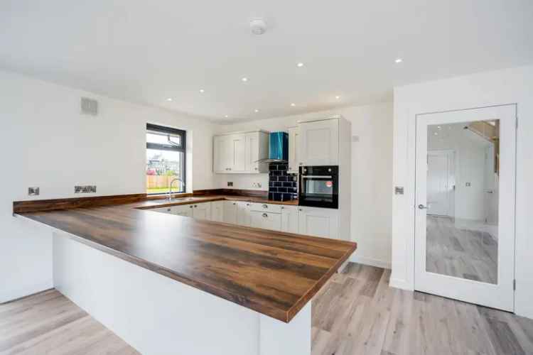 New Detached Villa in Thornhill Near Stirling