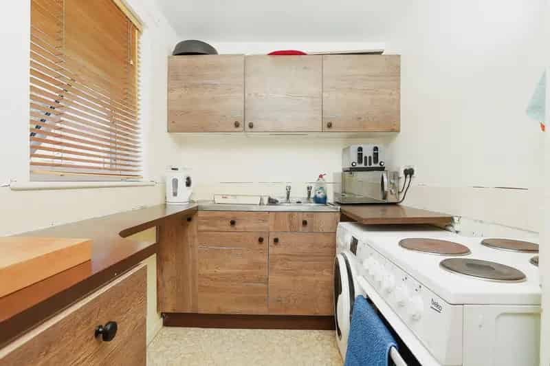 Studio Apartment First Floor Newhall Farm Close Walmley Sutton Coldfield