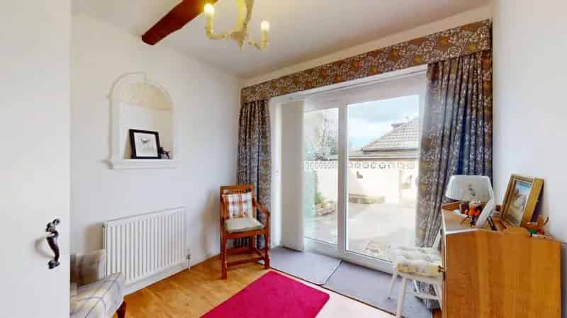 3 Bedroom Detached House For Sale in Otley