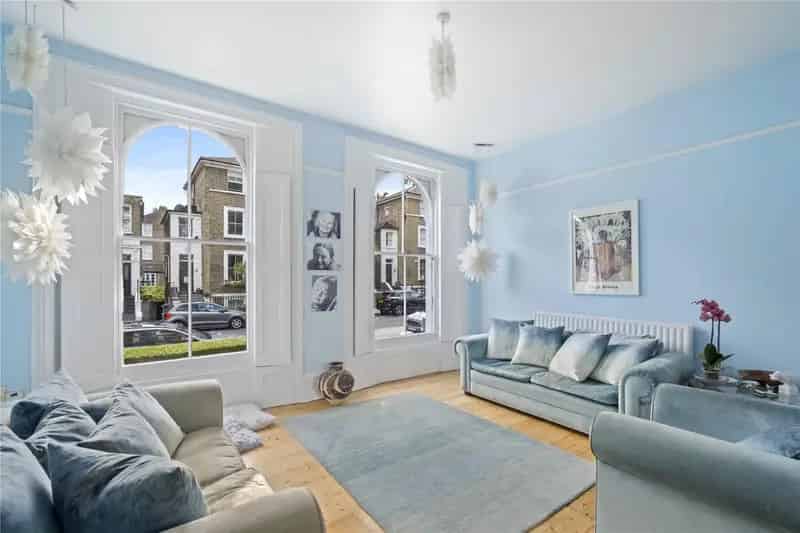 Semi-Detached House for sale with 5 bedrooms, Englefield Road, London