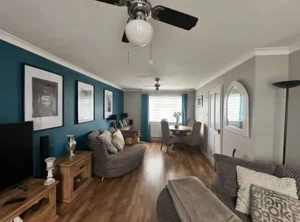 3 Bedroom House with Garage and Wet Room Cheap Rent