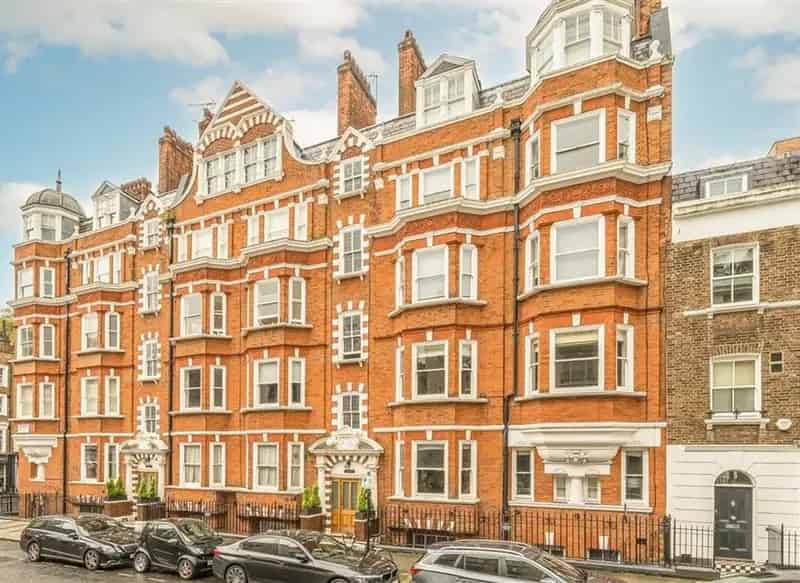 Flat For Sale , Nottingham Place, London, England