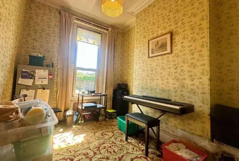 4 Bedroom Victorian House For Sale - Renovation Project