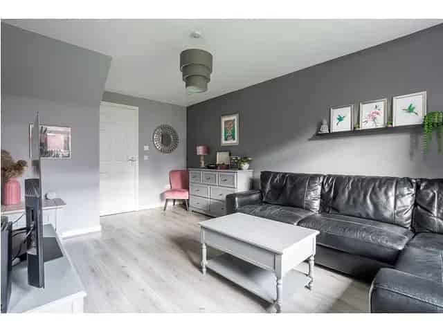 3 Bedroom Semi-Detached House for Sale in Markinch