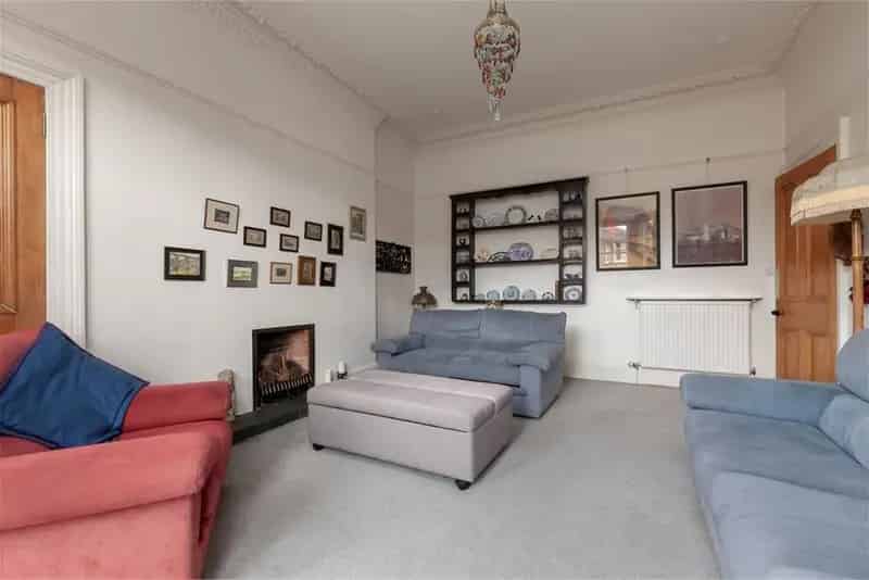 4 Bed House Terraced with 4 Reception Rooms Morningside