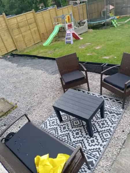 2 Bed House Near Schools and Shops