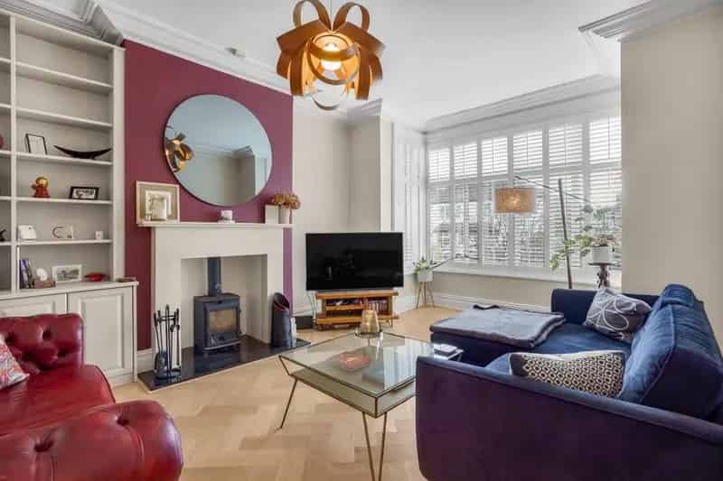5 Bedroom Semi-Detached House For Sale