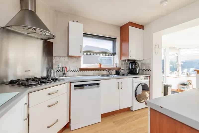 3-Bedroom Semi-Detached Villa Bridge of Don