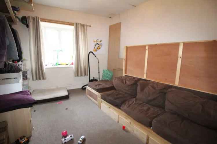 4 Bedroom House For Sale - Flexible Investment Opportunity