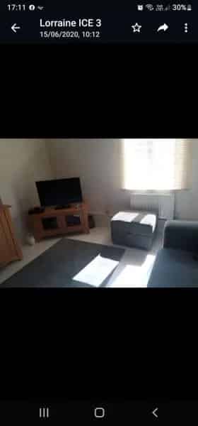 Ground Floor Flat in Horsham Close to Amenities