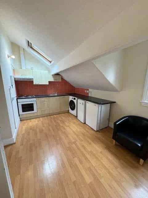 1 Bedroom Flat to Rent Available Now