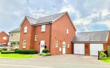 4 Bedroom Detached House Wellington Near M5 Motorway