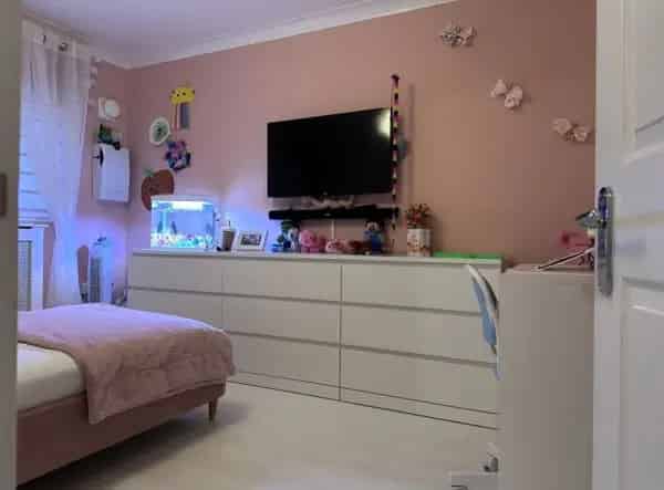 2 Bed Flat 2nd Floor Secure Tenancy RTB