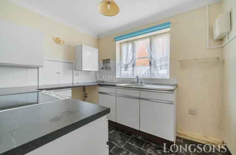 2 Bedroom Detached Bungalow House to Rent Hingham