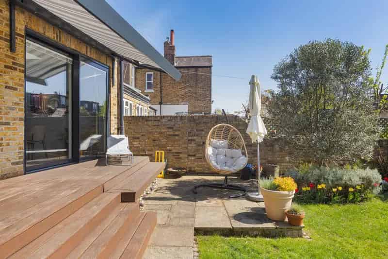 5 Bedroom Detached House for Sale Near West Ealing Station