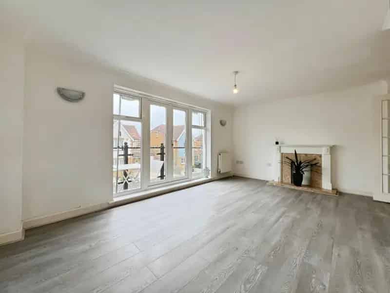 4 Bedroom House Hythe Near Beach Family Home No Onward Chain