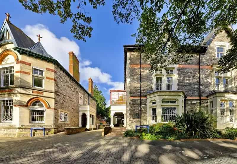 Serviced Offices for 2-60 People Flexible Terms
