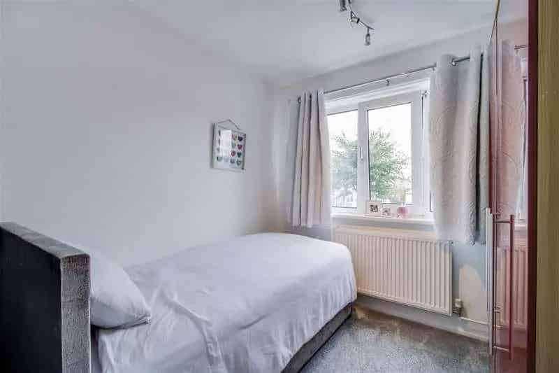 3 Bed Detached House for Sale Royston Ample Parking Modern Bathroom