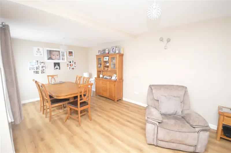 Four Bedroom Extended End Terrace House with 31ft Living Room and Solar Panels