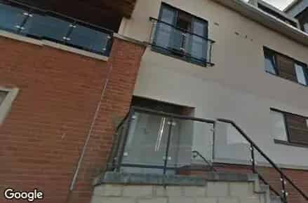 Large 1 Bed Flat Wheelchair Accessible Near Park and Transport