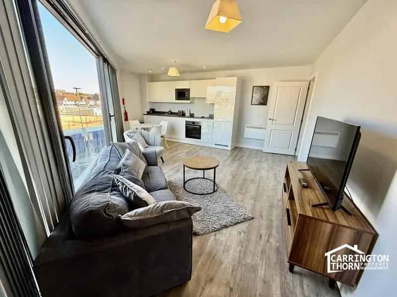 2 Bedroom Flat to Rent