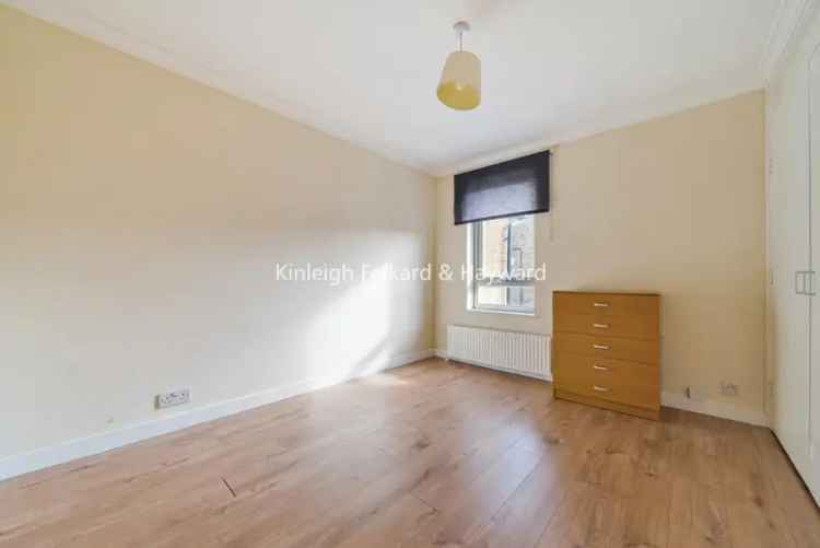 2 Double Bedroom House with Private Garden Near Station