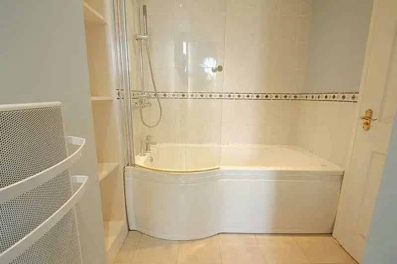 3 Bed Character Cottage For Sale in Barby