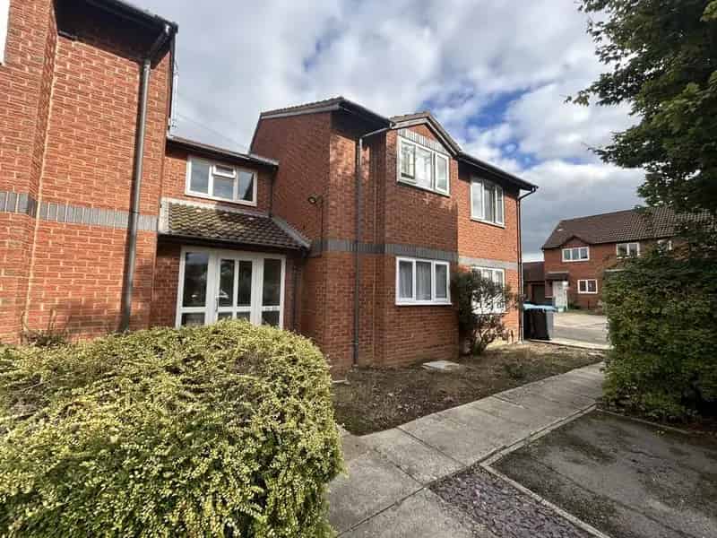1 Bedroom Flat for Sale - First Time Buyer or Investment