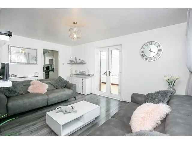 1 Bedroom Flat for Sale in Clermiston, Edinburgh