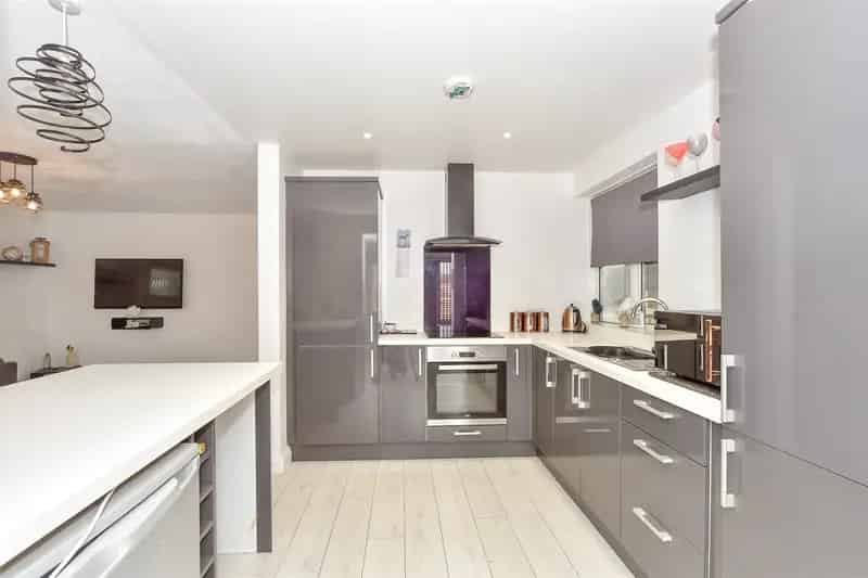 2 Bedroom Semi-Detached Bungalow for Sale Bognor Regis