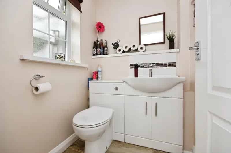 5 Bed Link Detached House Great Baddow